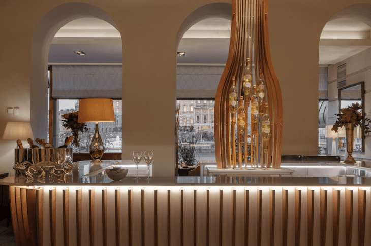Bild på nya champagnebaren Grand Hotel Stockholm