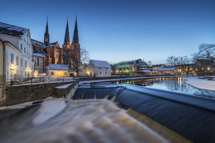 Vinterkväll. Fyrisån och Kvarnfallet. Uppsala.